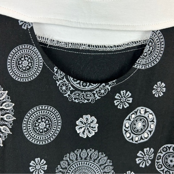 Leopards & Roses Mandala 3/4 Sleeves Black White Tunic Top Small - Picture 6 of 15